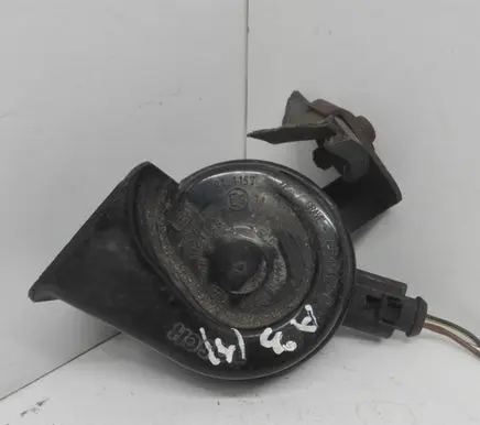 Audi A3 S3 8P Horn signal 8P0951221