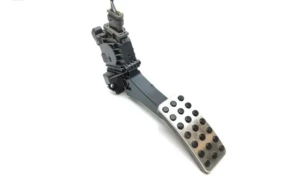 Mercedes-Benz A W177 Accelerator throttle pedal A1773001900 6PV01293405 ZGS001Q002