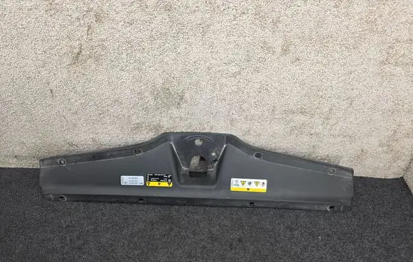 Front bumper upper radiator grill