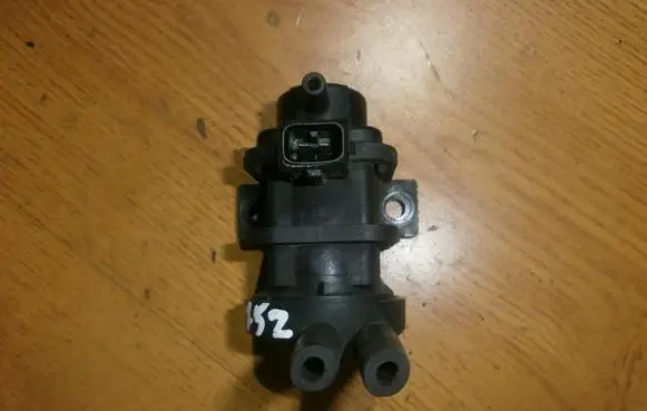 Renault Scenic I Turbo solenoid valve 4534375