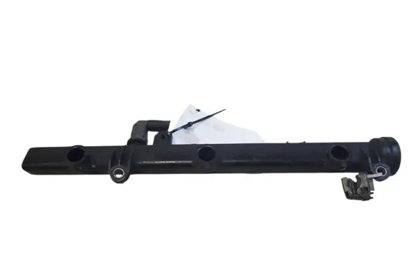 Citroen C5 Fuel main line pipe 9630333180 97109100