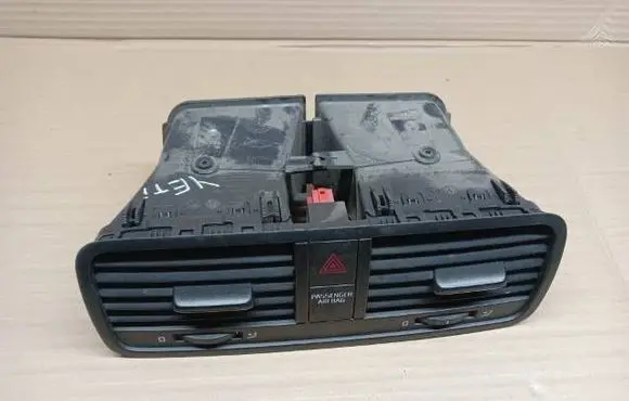 Skoda Yeti (5L) Dash center air vent grill 5L0820951 8108529