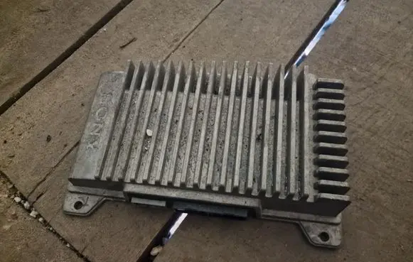 Ford Focus Sound amplifier AL3T18B849AB