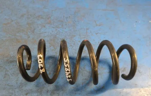 Lexus HS Rear coil spring 4823175040