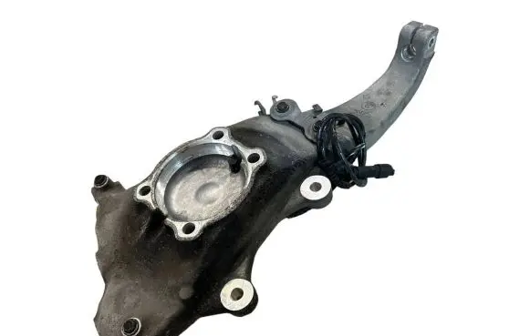 BMW 5 F10 F11 Front wheel hub spindle knuckle 6775769 31216775769