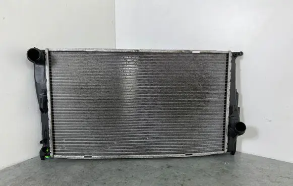 BMW 1 E82 E88 Coolant radiator 781029101