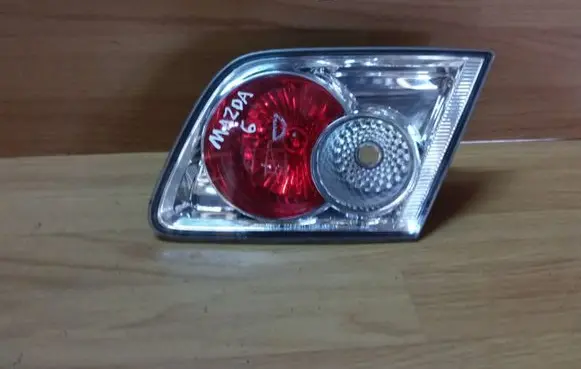 Mazda 6 Tailgate rear/tail lights