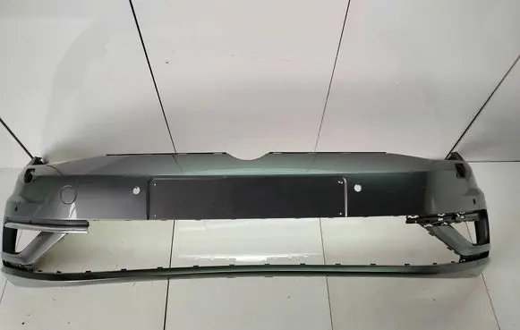 Volkswagen Golf VII Front bumper 5G0807221FL