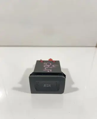 Traction control (ASR) switch