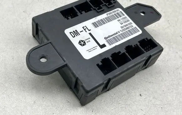 Dodge Durango III Door control unit/module 68316561AC 2841584910300