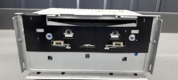 Suzuki Swift II Radio/CD/DVD/GPS head unit 39101-62J2