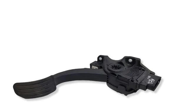 Volvo V70 Accelerator throttle pedal 6G929F836BD 6PV00922001 C95YE02
