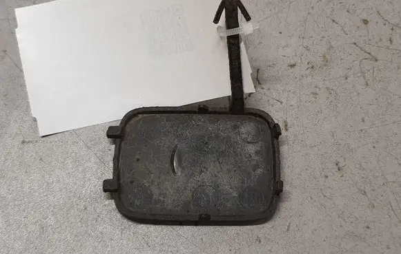 Peugeot 308 Front tow hook cap/cover 9681471077