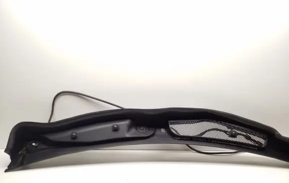 Mercedes-Benz GLK (X204) Wiper trim A2048300313