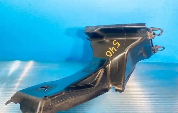 Audi A6 S6 C6 4F Intercooler air channel guide 4F0145333