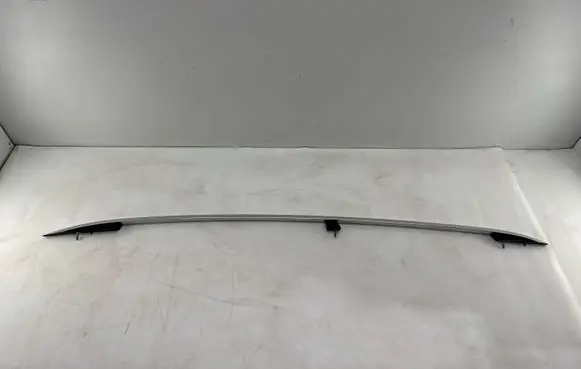 Volkswagen PASSAT B7 Roof bar rail 3AF860033