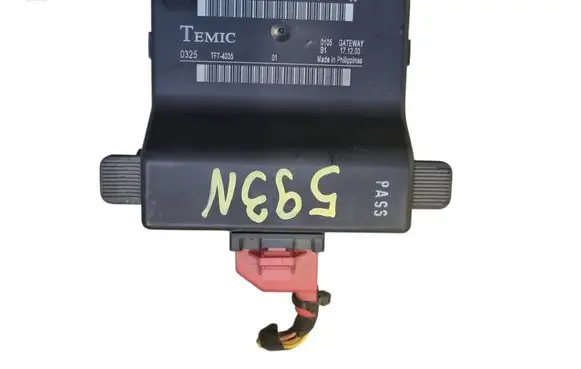 Volkswagen Golf V Gateway control module 1K0907530C 1K0907951
