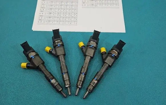 Renault Laguna II Fuel injectors set 0445110021 IMPRK1593897