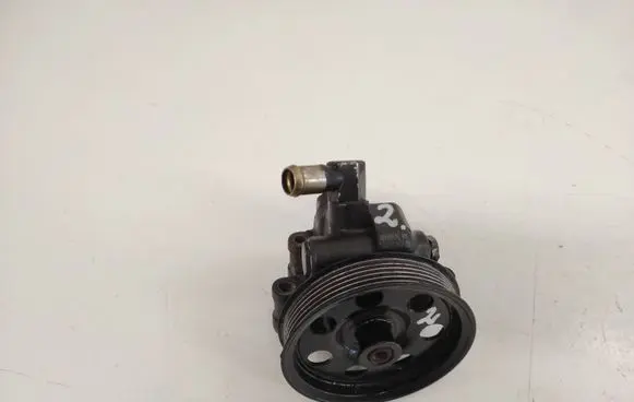 Ford Focus Power steering pump XS4E3A733AC 06293S3
