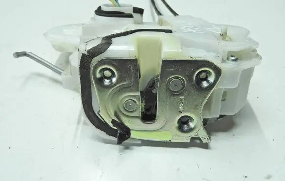 Mitsubishi ASX Rear door lock