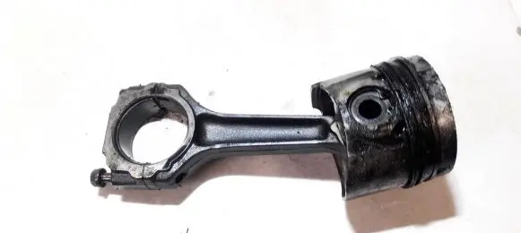 Renault Megane I Piston with connecting rod