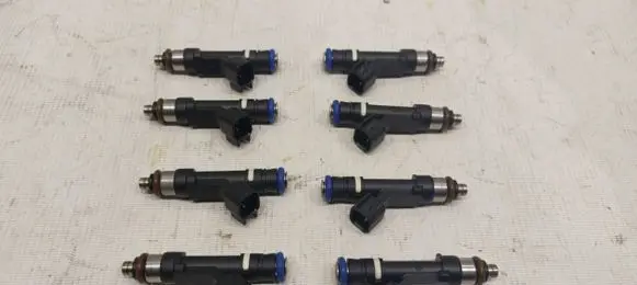 Ford Mustang VI Fuel injectors set JR3E9F593AB
