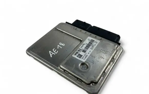 Volkswagen Polo VI Engine control unit/module ECU 05C907445