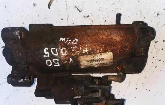 Volvo V50 Starter motor 30667494