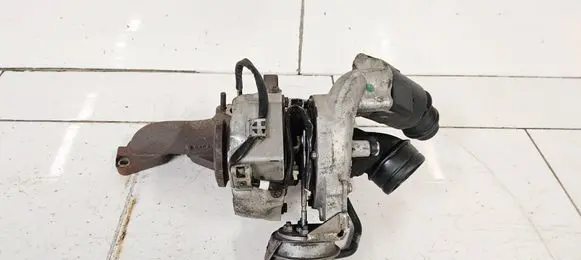 Volkswagen Touran II Turbo GTC1549VZ 7854485 03L253010F