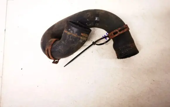 Opel Zafira A Engine coolant pipe/hose 24421116