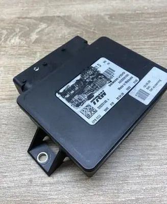 Audi A4 S4 B8 8K Hand brake control module 8K0907801D 3260146A