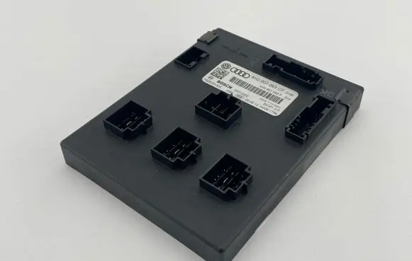 Audi A7 S7 4G Comfort/convenience module 4H0907063CF 20012002 F005V01325