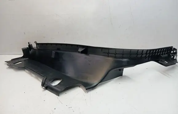 Porsche Macan (95B) Other sill/pillar trim element 95B867768