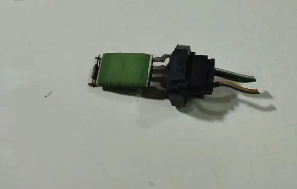 Ford Transit Heater blower motor/fan resistor 3C1H18B647AA