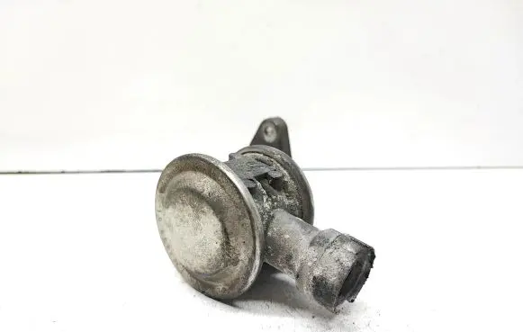 BMW 7 E65 E66 EGR valve 7508273