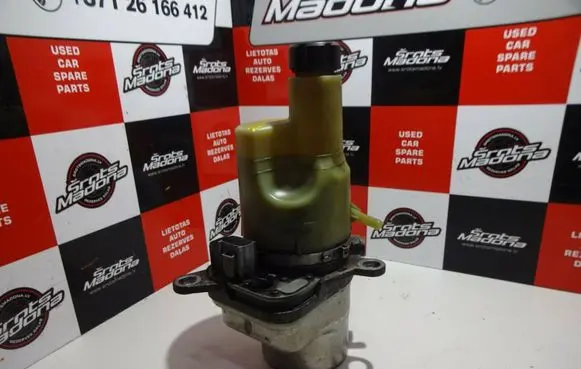 Volvo V50 Power steering pump 31317307AA