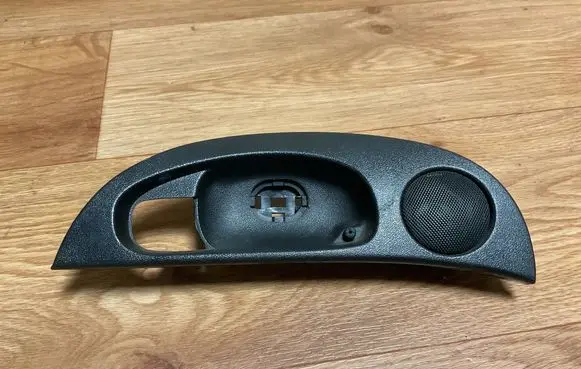 Alfa Romeo 147 Front door speaker 99098206