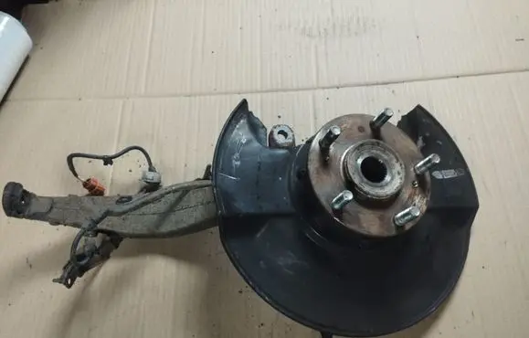 Honda Accord Front wheel hub spindle knuckle