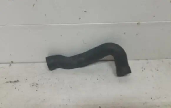 Mercedes-Benz S W221 Breather hose/pipe A2721421083