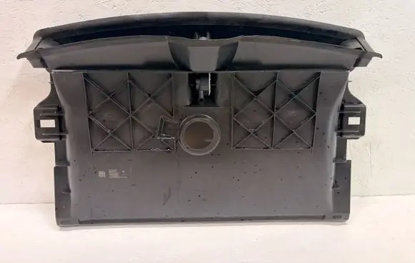 Tesla Model 3 Intercooler air guide/duct channel 155978700A
