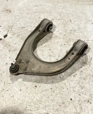 Mercedes-Benz E W211 Front lower control arm/wishbone