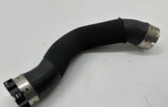 Mercedes-Benz CLA C118 X118 Intercooler hose/pipe A2475280182