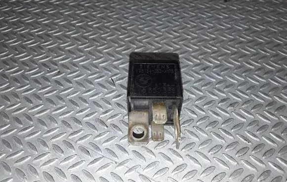 BMW 5 E39 Other relay 61368350358 V23134J52X173
