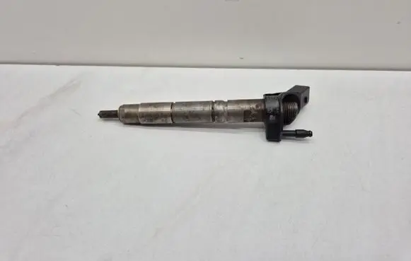 Mercedes-Benz Sprinter W906 Fuel injector A6420701587