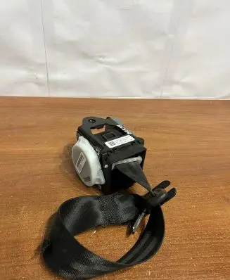 Audi A6 S6 C7 4G Set of seat belts 4G8857805D D1839
