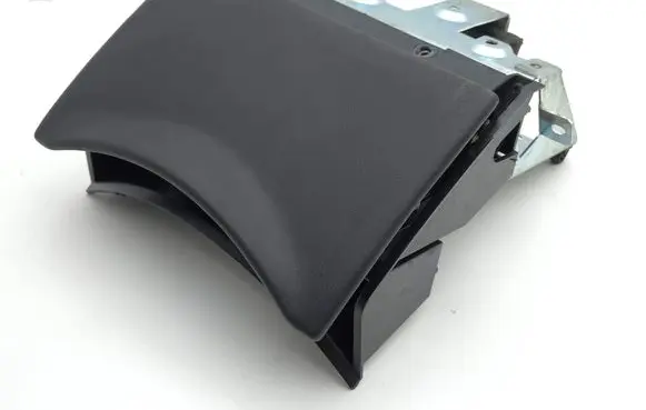 Maserati Quattroporte Front trunk storage compartment 