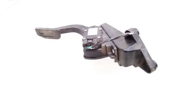 KIA Carens II Accelerator throttle pedal 327261D200 CAP0417A1D200
