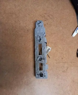 Mercedes-Benz C W203 Tail light bulb cover holder Ulo3313