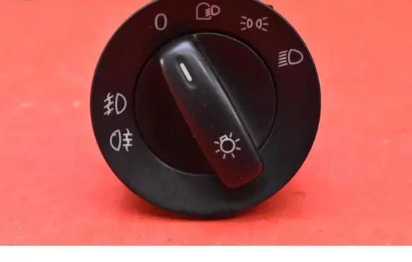 Volkswagen PASSAT B5.5 Light switch 