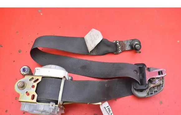 Subaru Forester SG Front seatbelt 7K8340P